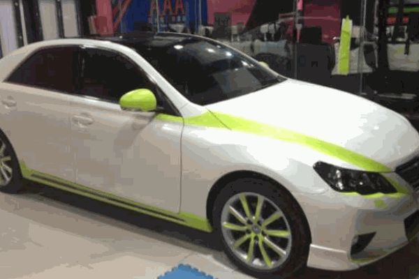 AAA炫彩车身膜术师